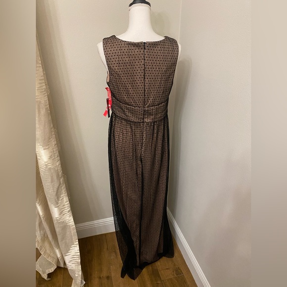 R&M Richards Dress - Picture 8 of 9